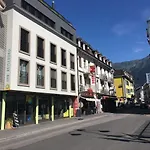 Happy * Interlaken