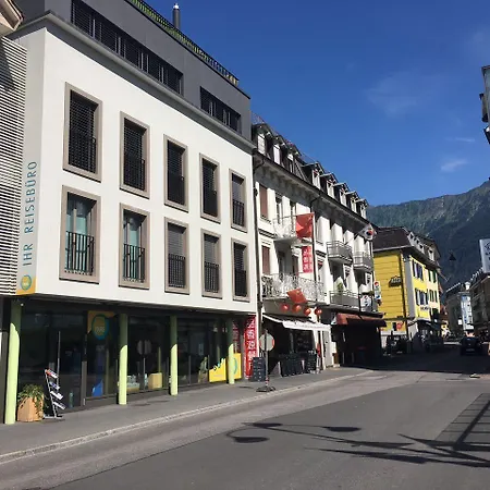 Happy * インターラーケン